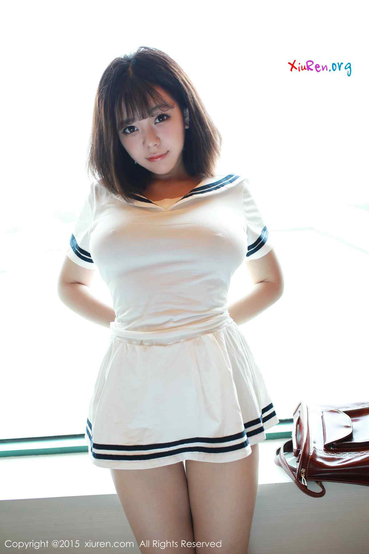 [秀人网XiuRen] N00390 纯情00后丰乳学生模特刘飞儿Faye性感诱惑激凸私房 38P