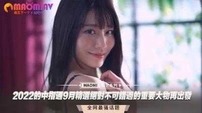新晋女神主播啪啪【刘湿湿】，模特身材高颜值，无毛粉嫩鲍鱼无套插入，M字腿叉开喜欢男友的舌头!